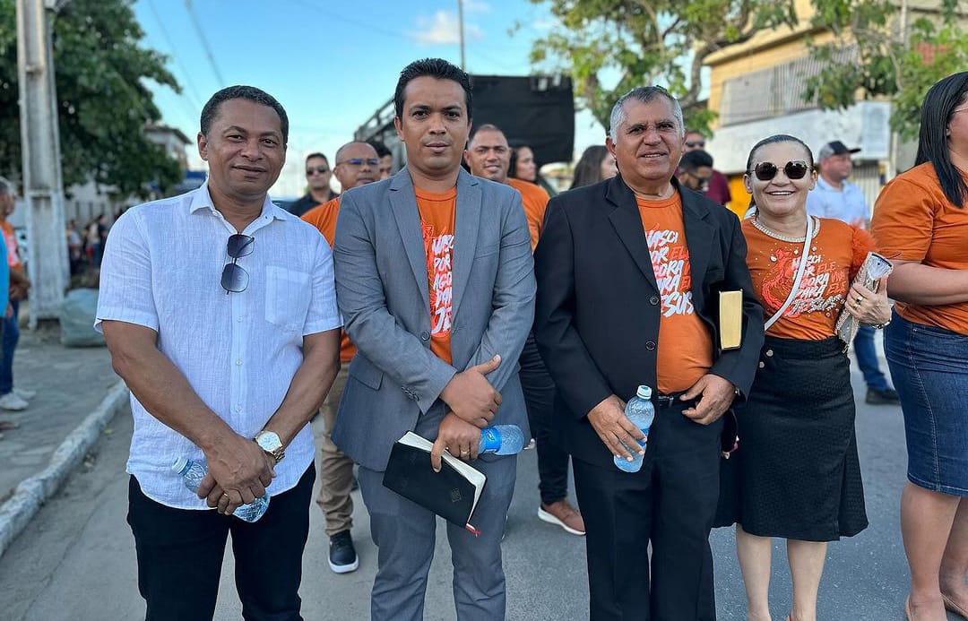 Dia da Bíblia é comemorado em Alhandra e tem presença do Presidente da Câmara Municipal  Irmão beto de zezo ,Daniel Miguel, vereador Móises Marinho e demais autoridades .